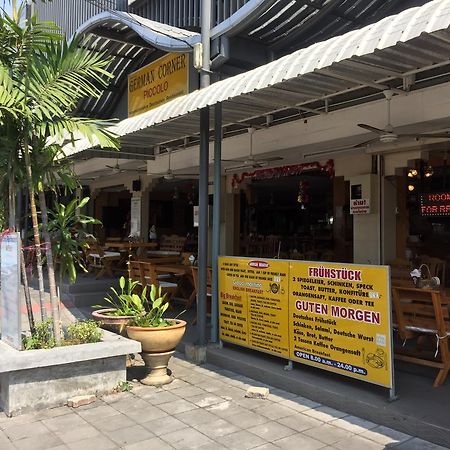 Piccolo Restaurant And Guest House Патая Екстериор снимка