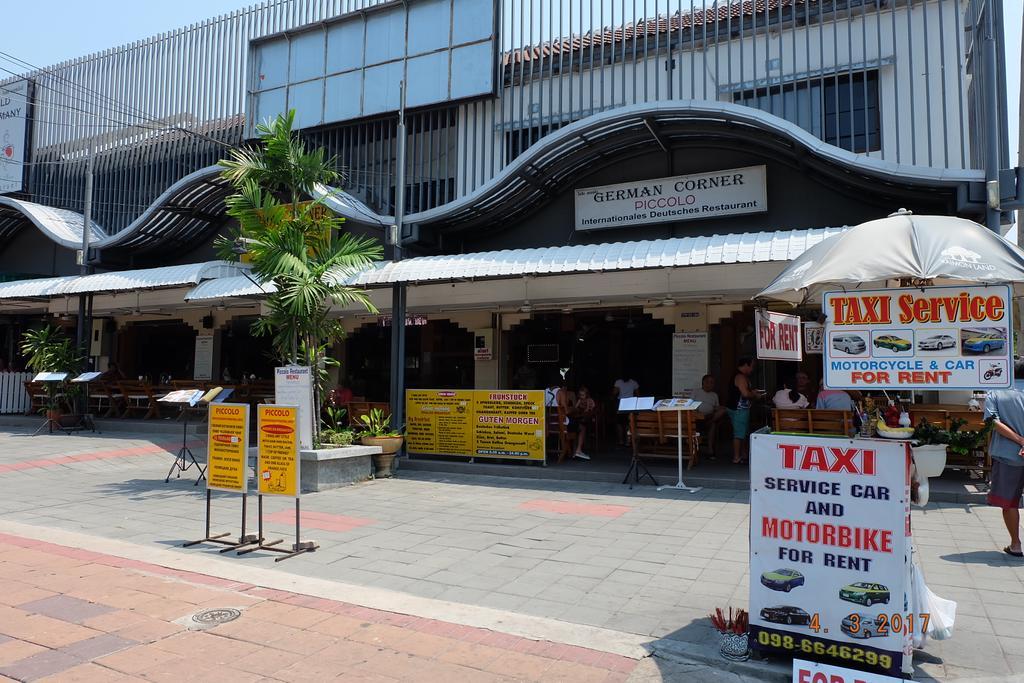Piccolo Restaurant And Guest House Патая Екстериор снимка